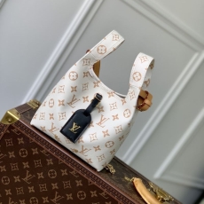 LV Shopping Bags